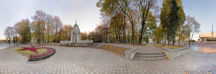 Панорама зеркальная струя Харькова