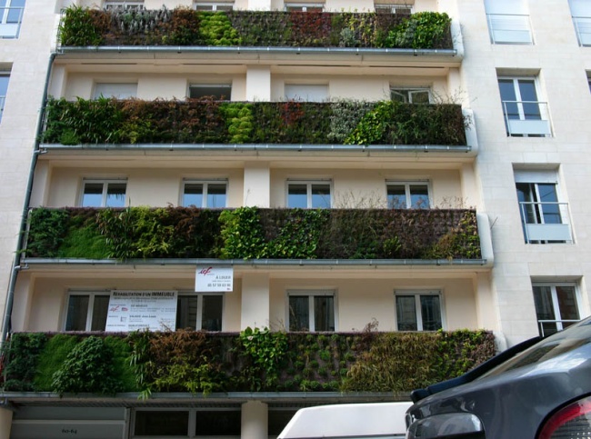 Проект вертикального озеленения Патрика Бланка в Бордо, Франция. Фото: www.adme.ru
