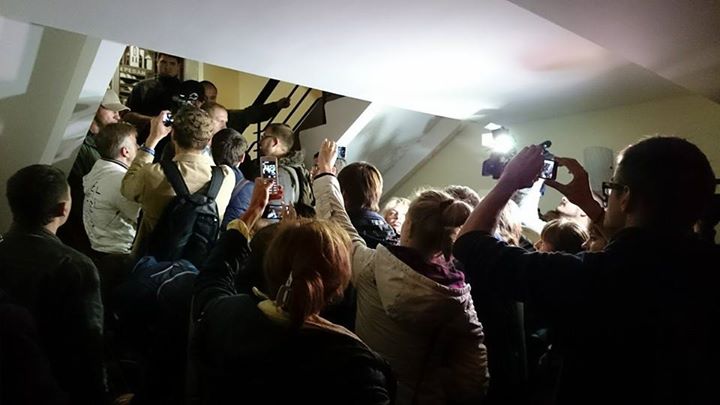 В «Националь» к Кернесу пришли харьковские активисты с требованием отставки