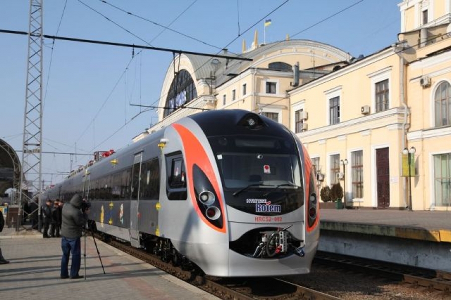 Новые поезда Hyundai будут курсировать между Киевом и Харьковом ежедневно