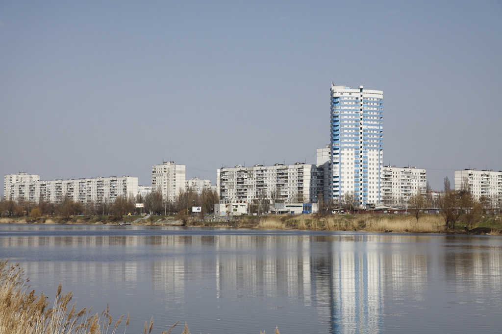 Дом престарелых в Харькове (ХТЗ, 602 мкр-н, ст. м. Студенческая)