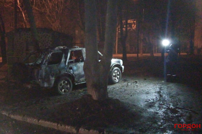 взрыв_внедорожник