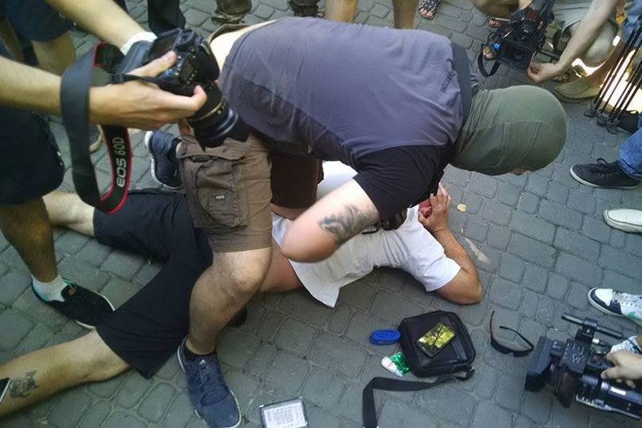 В Харькове «Східний корпус» задержал предполагаемых «штурмовиков» ХОГА (фото/видео)