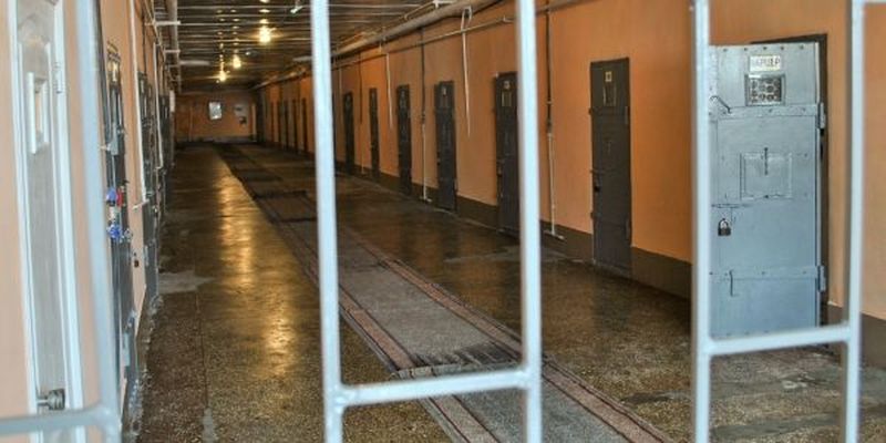 На Харьковщине хозяин «семейного» наркобизнеса получил 10 лет за решеткой
