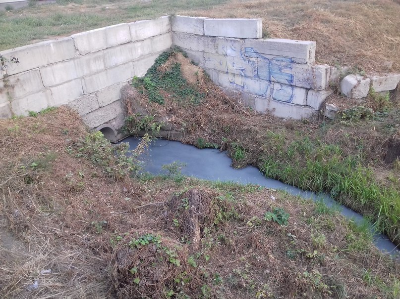 В Харькове автомойка сливает сточные воды в Немышлю