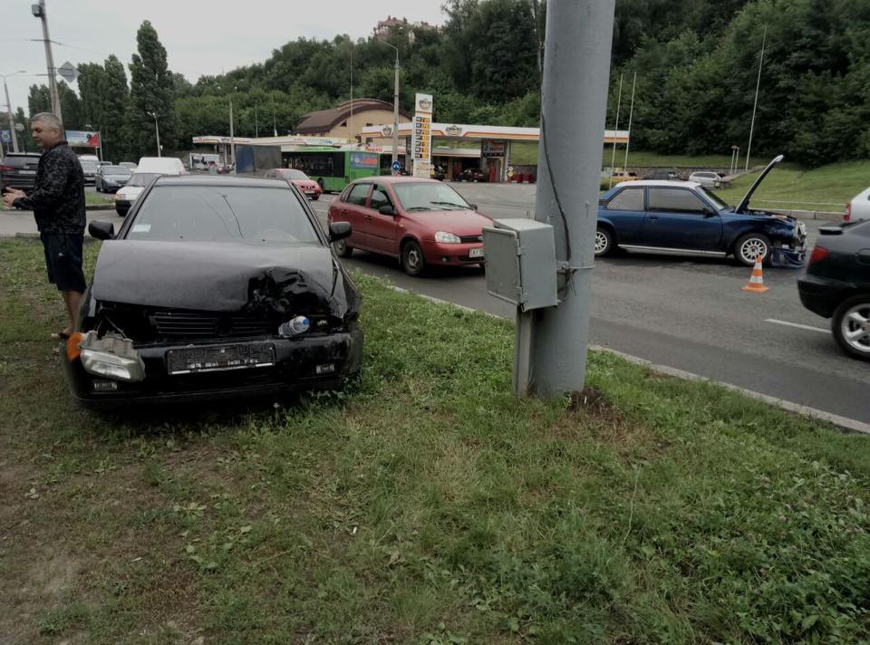 В Харькове два “немца” не поделили дорогу