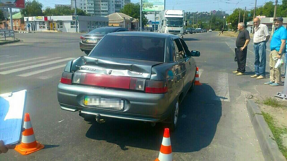 Харьковская полиция задержала пьяного водителя, сбежавшего с места аварии