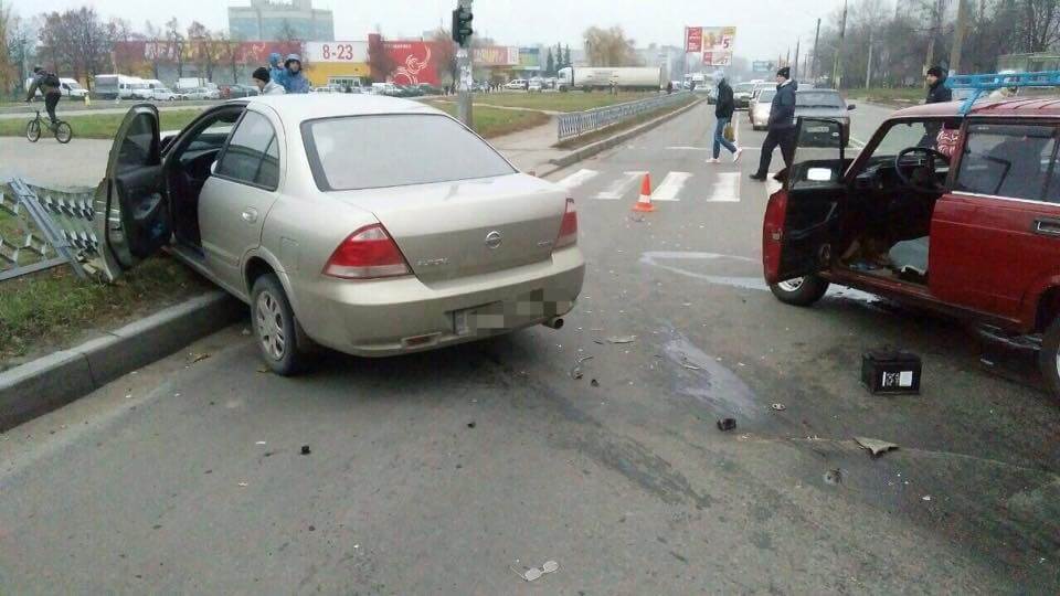 В аварии на Тракторостроителей травмирован ребенок