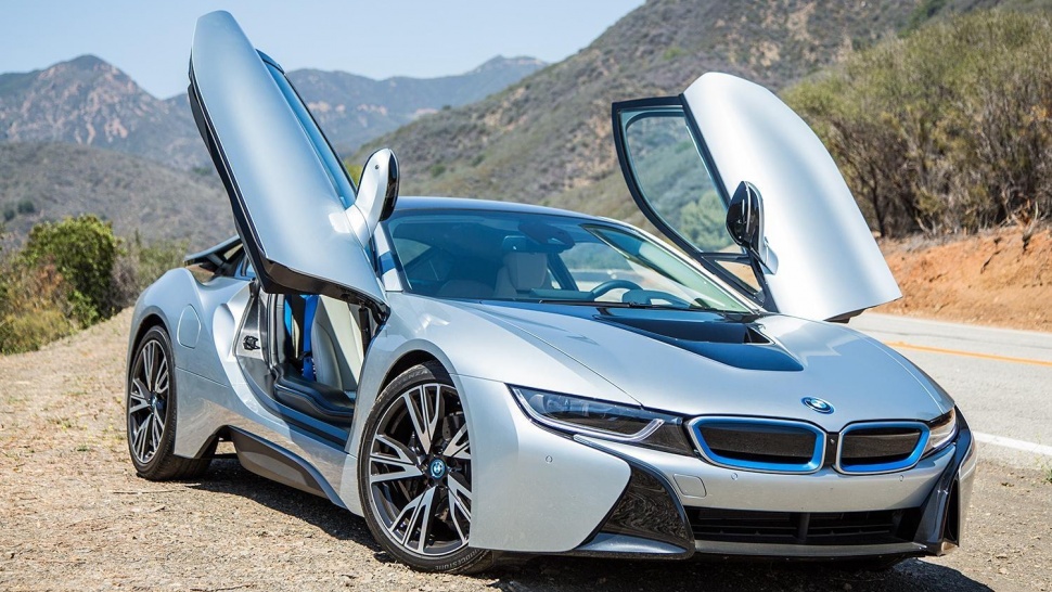 BMW i8