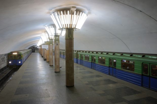 Зуб мамонта, грибы в тоннелях и "Ботанический ад": интересные факты о харьковском метро фото