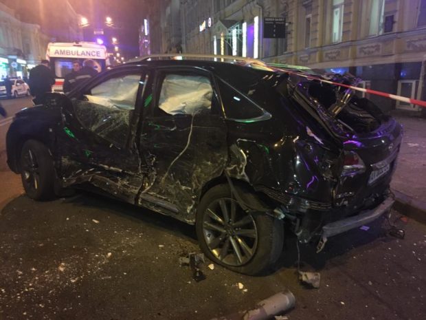 Трагическое ДТП в Харькове: защита одного из подозреваемых затягивает расследование – полиция (видео)
