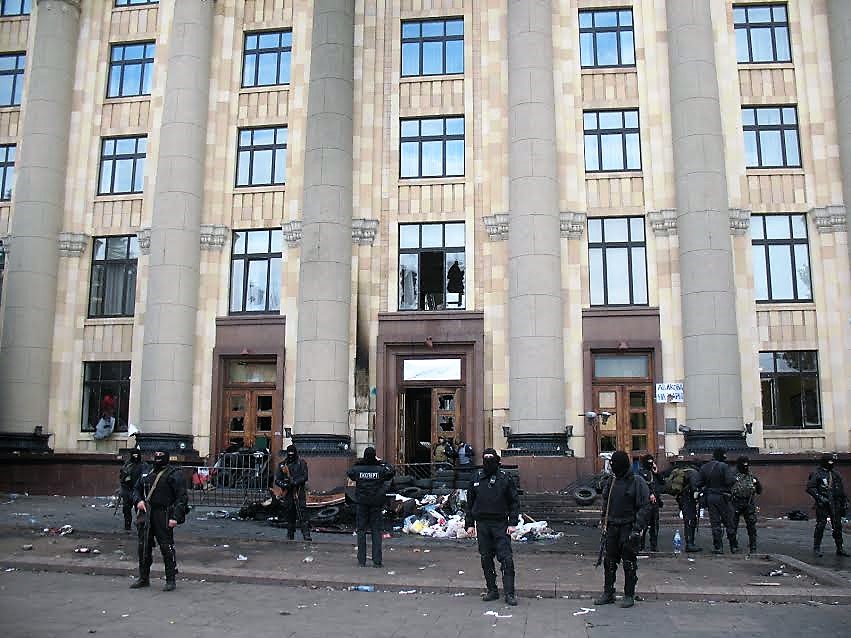 В Харькове в розыск объявлены 15 участников “русской весны”, которые штурмовали здание ОГА весной 2014