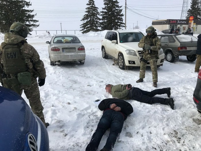 На Харьковщине СБУ блокировала поставки автомобилей для боевиков «ЛНР» (видео)
