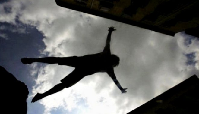 В Харькове с 12-го этажа выпрыгнул студент-иностранец