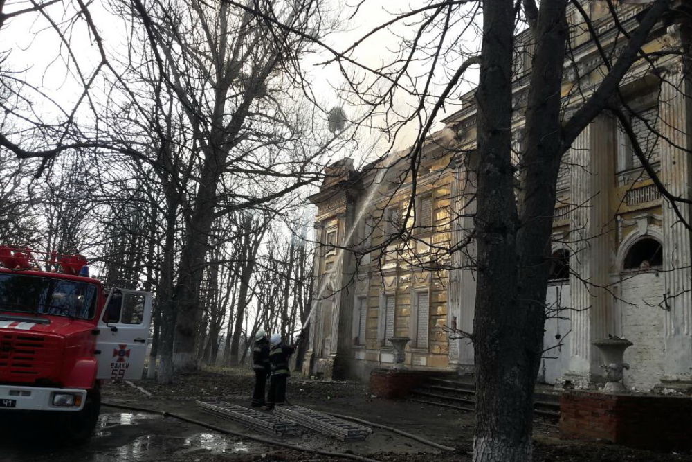 Под Харьковом сгорела уникальная усадьба Шидловских XVIII века