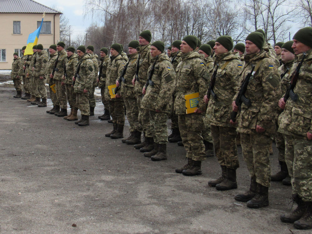 На Харьковщине начались военные учения по территориальной обороне