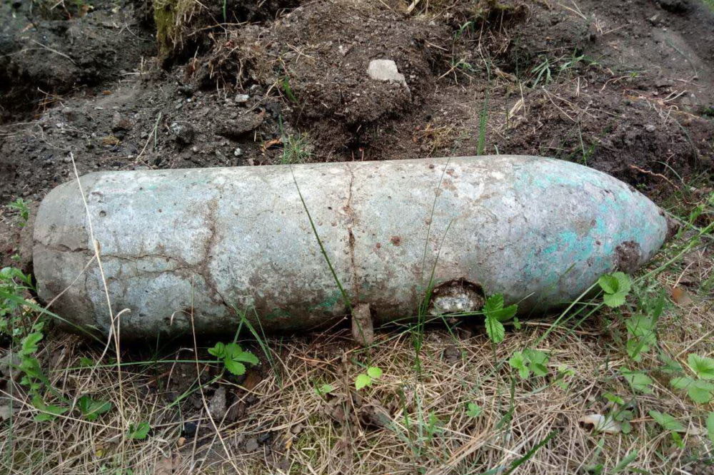 Под Харьковом обнаружили 19 немецких боеприпасов времен Второй мировой войны (фото)
