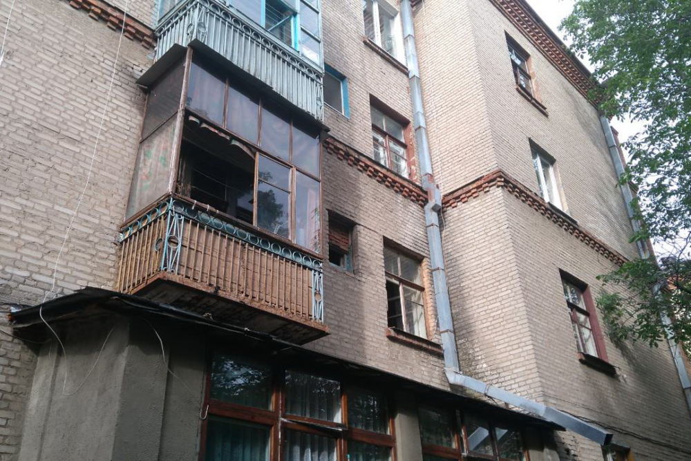 В Харькове в результате пожара погиб мужчина, еще одного удалось спасти (фото)