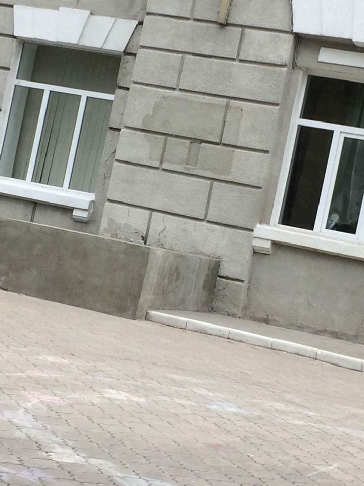 В Харькове похитили мемориальную доску советскому маршалу Жукову