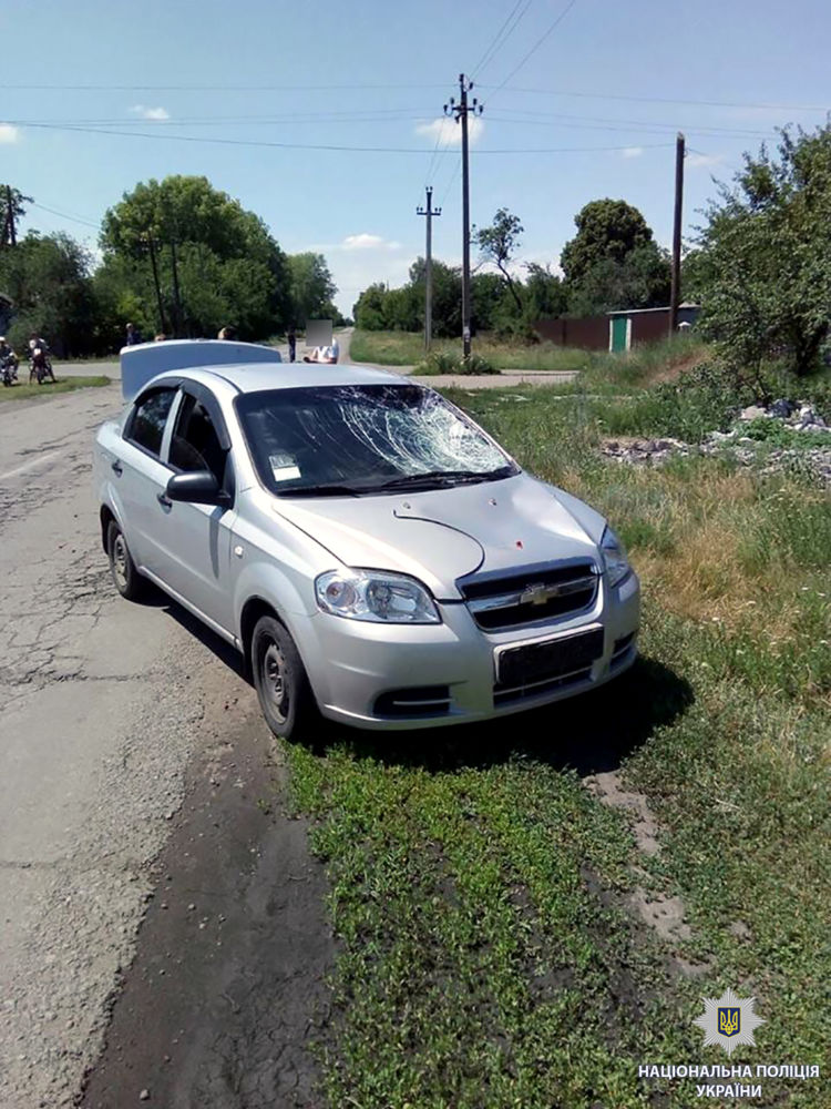 В Харьковской области водитель автомобиля насмерть сбил велосипедистку