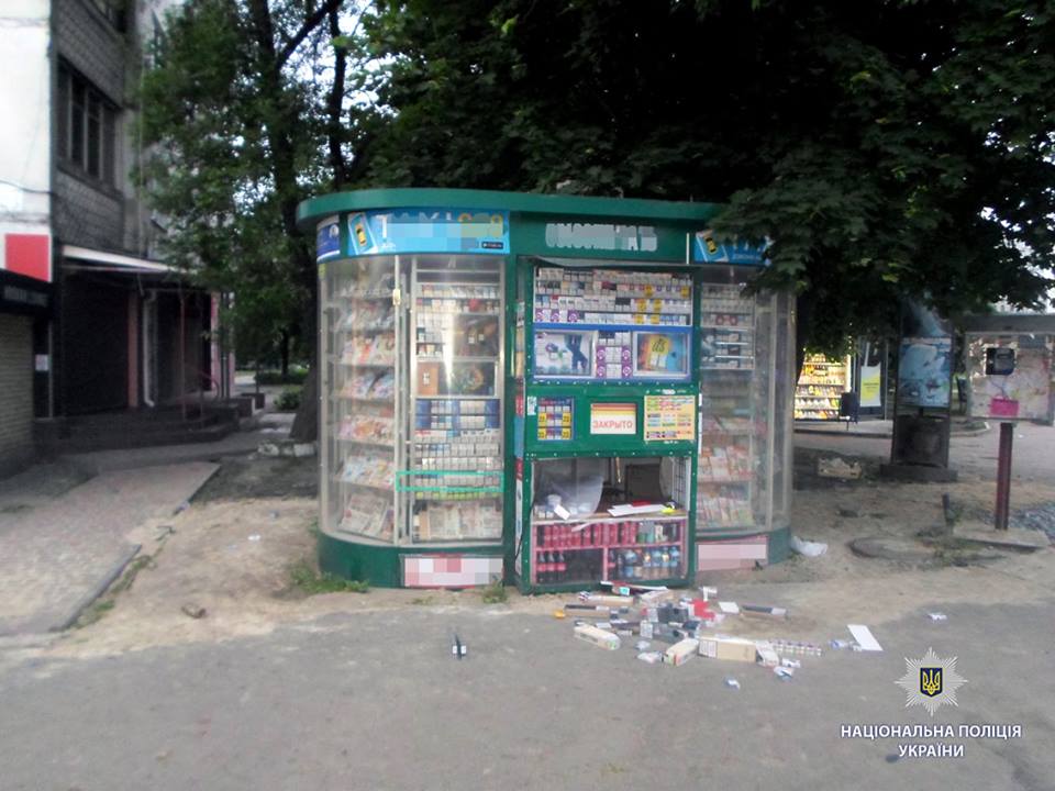 Несовершеннолетний харьковчанин ограбил киоск (фото)