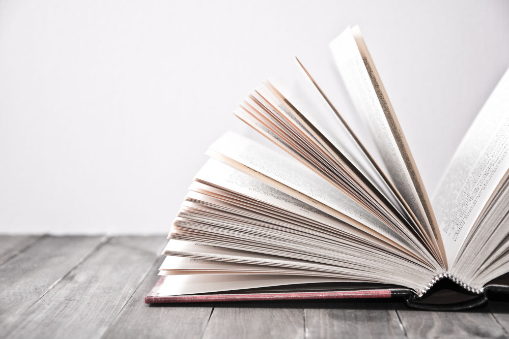 За незаконную реализацию книг в Харькове оштрафовали предпринимателей