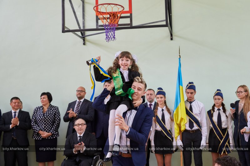 Школьная линейка на 1 сентября вредна для здоровья, – Ульяна Супрун