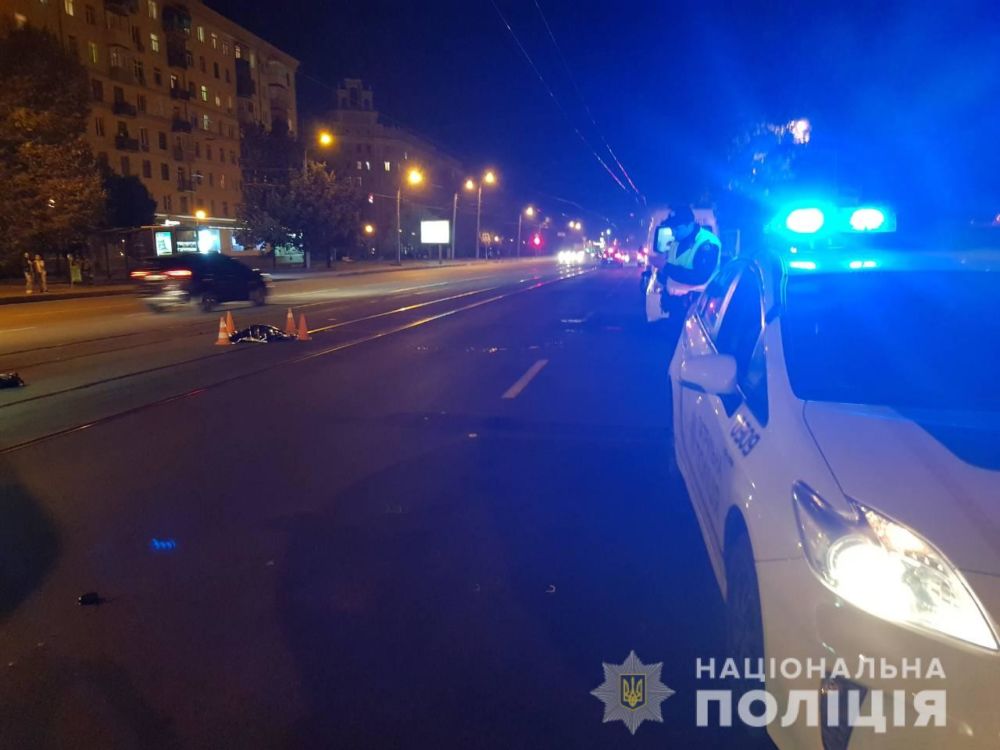 На Московском проспекте насмерть сбили девушку
