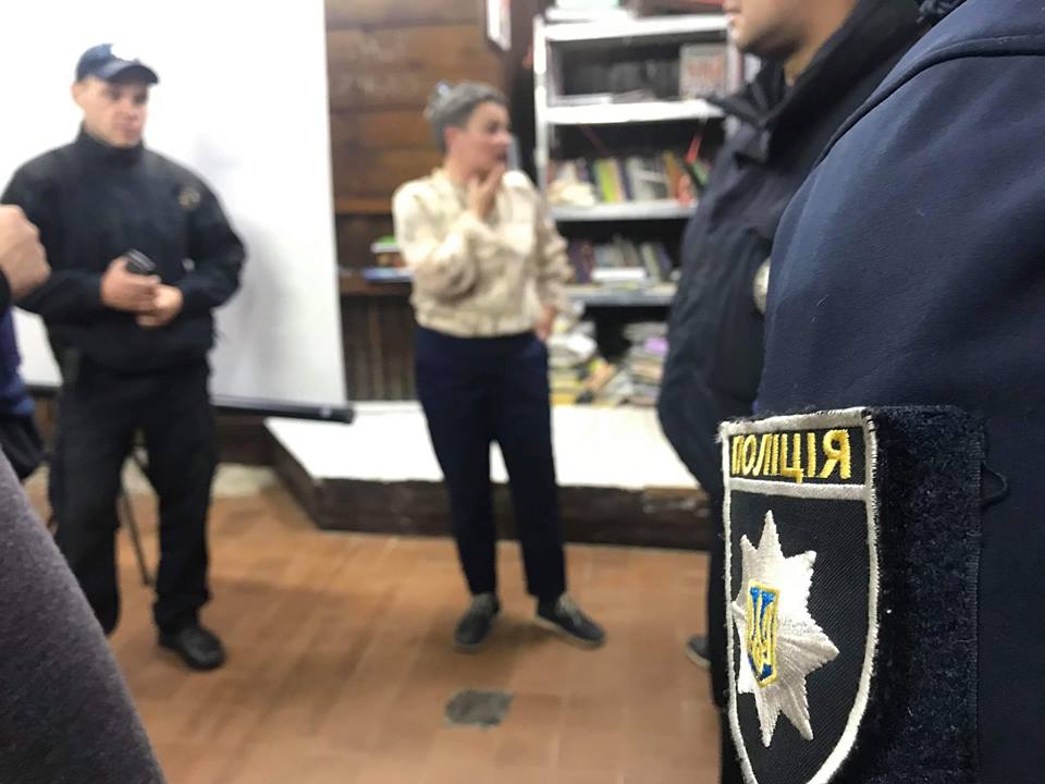 В Харькове праворадикалы сорвали лекцию для ЛГБТ