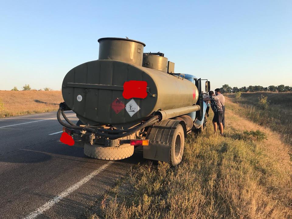 В Харьковской области изъяли 7 тонн “нелегального” бензина