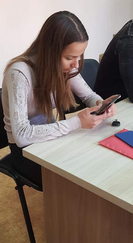 Скандальную харьковскую блогершу окончательны лишила права управлять автомобилем