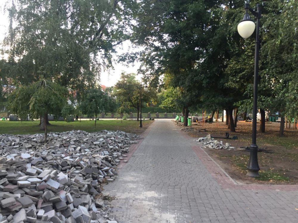 Началась реконструкция сквера “Стрелка” стоимостью в 27 млн гривен (фото)