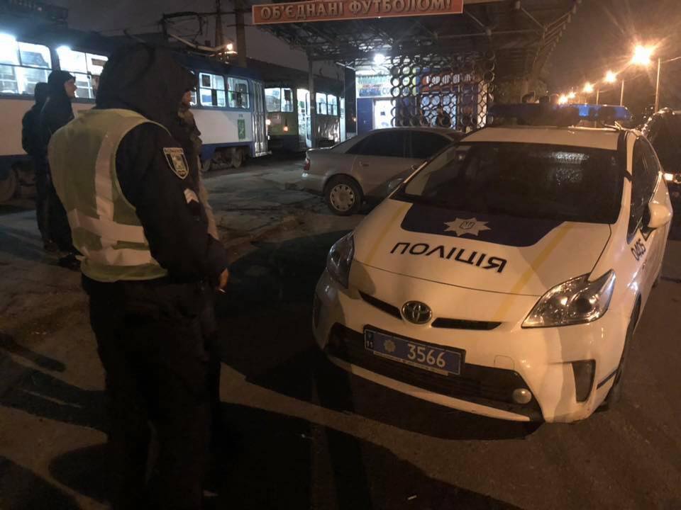 В Харькове патрульный Prius сбил женщину (видео)