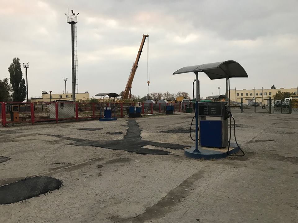 В Харькове закрыли “нелегальную” заправку