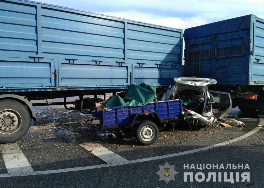 В автокатастрофе в Полтавской области погибла семья харьковчан (фото)