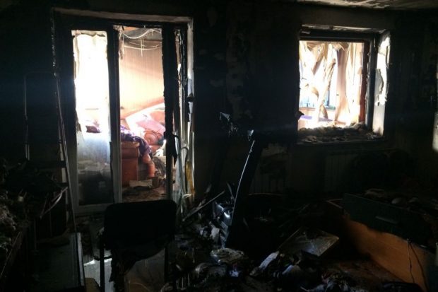 На Салтовке в десятиэтажке сгорела квартираНа Салтовке в десятиэтажке сгорела квартира