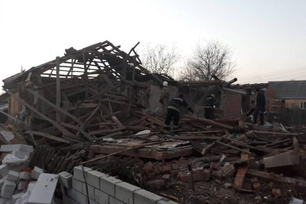 В жилом доме под Харьковом взорвался газ: есть пострадавшие