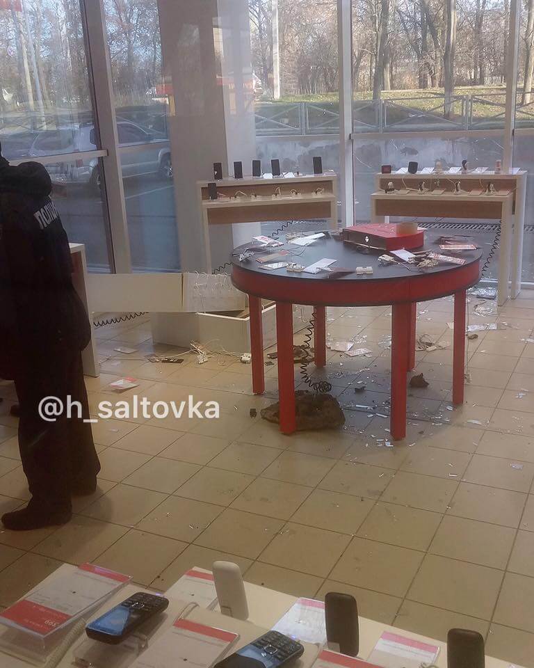 В Харькове ограбили салон мобильной связи