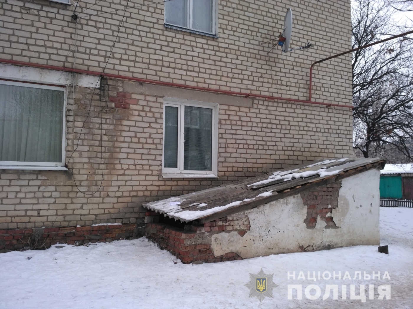 Под Харьковом воры проникли в квартиру через окно на первом этаже (фото)