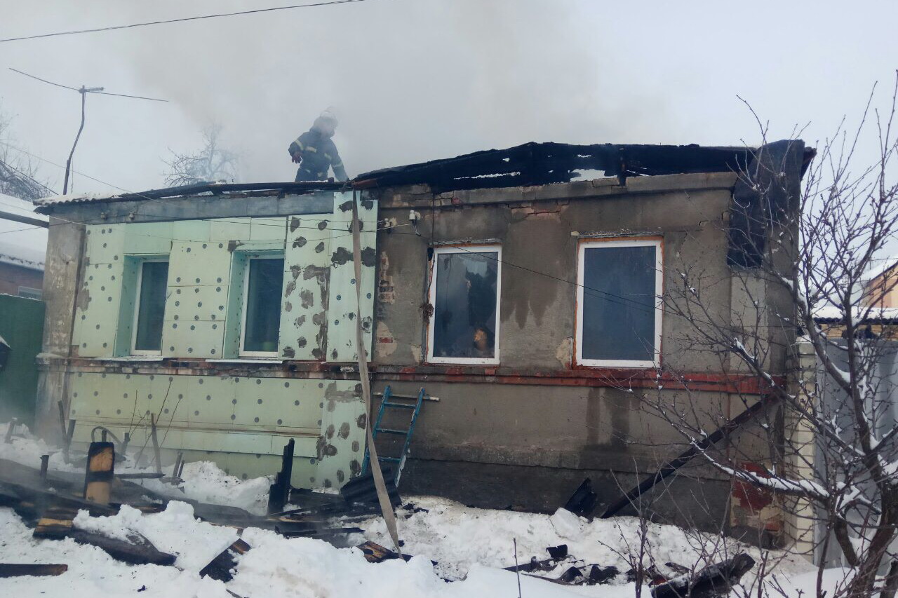 На Алексеевке сгорел частный дом: есть пострадавшие