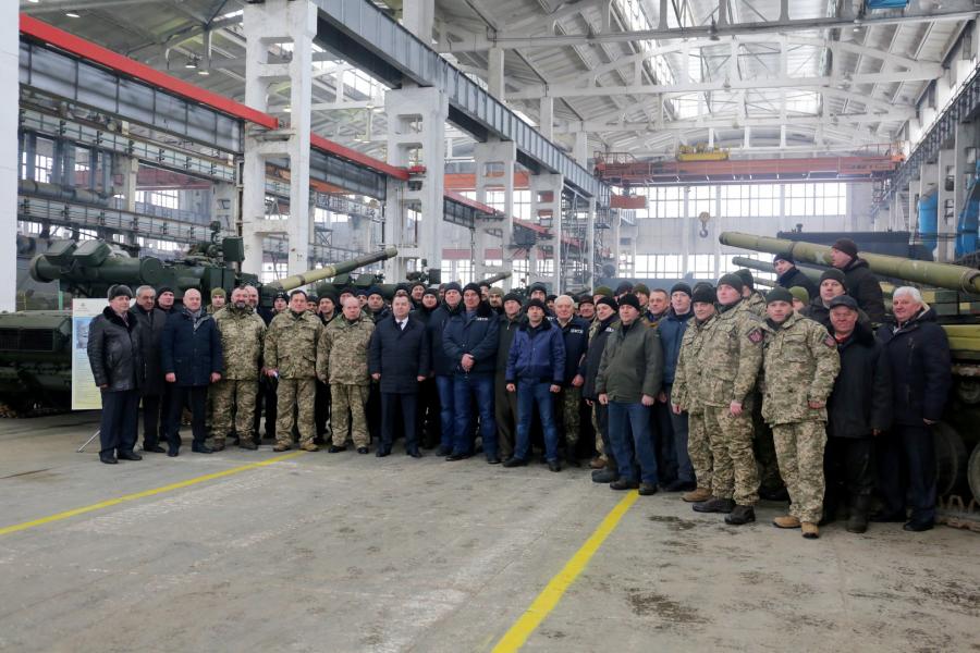 “В Харькове производят продукцию, которая успешно выполняет боевые задания”, – Полторак