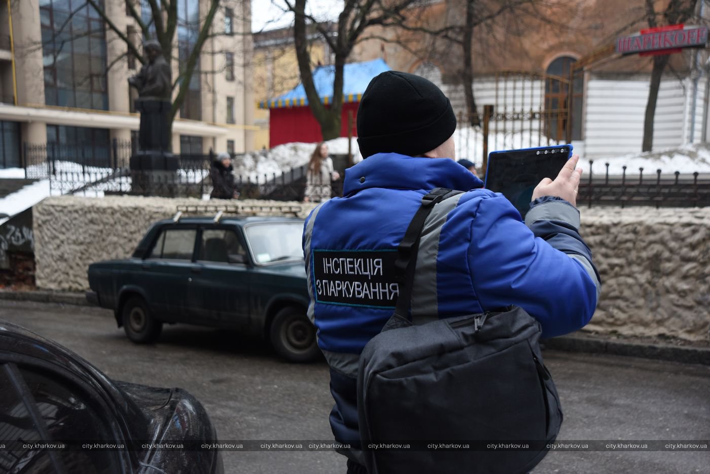 В Харькове начала работу Инспекция по паркованию (фото)