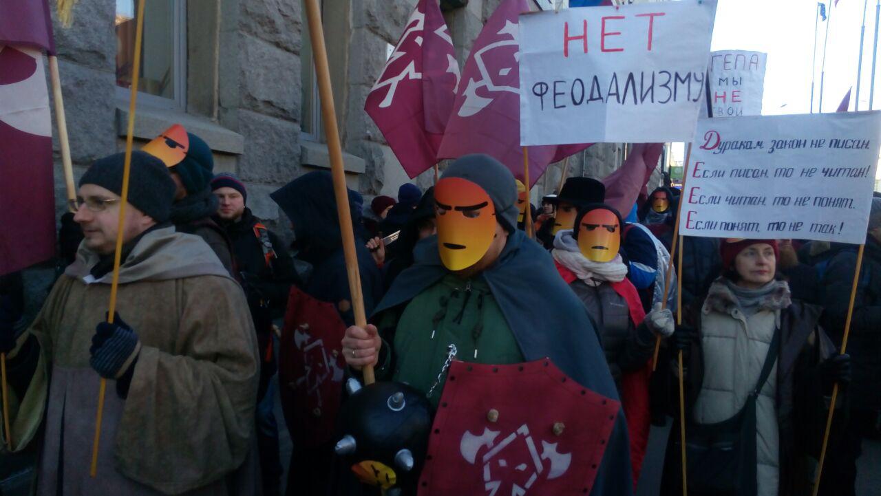 В Харькове на митинг за метро по 5 гривен собралось до 1000 человек (видео)