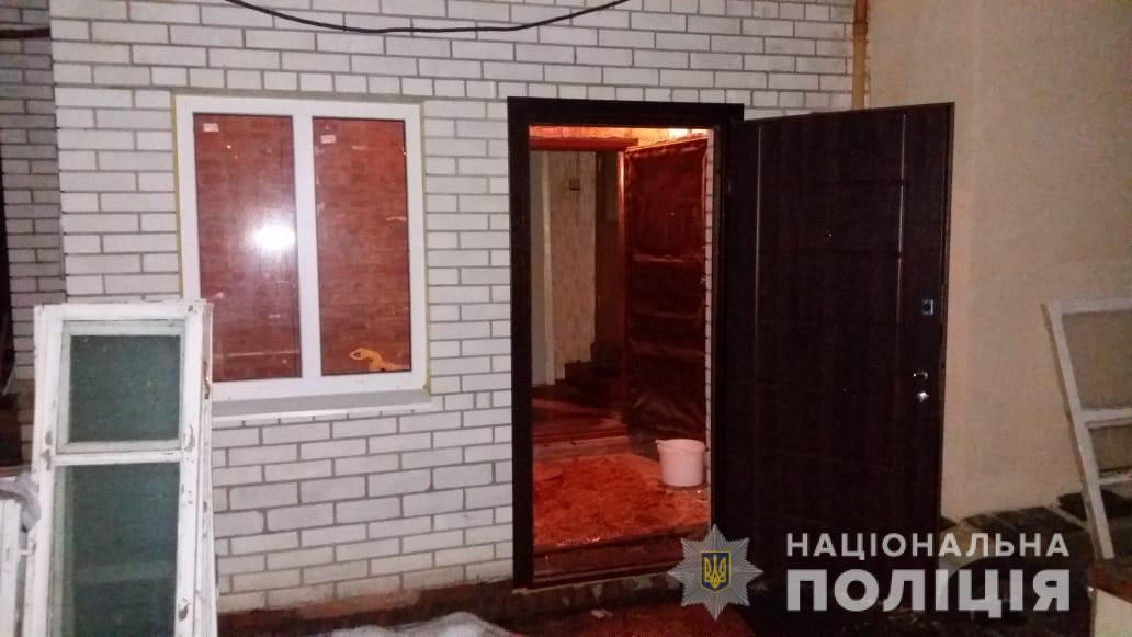 Под Харьковом пьяный мужчина в доме подорвал гранату