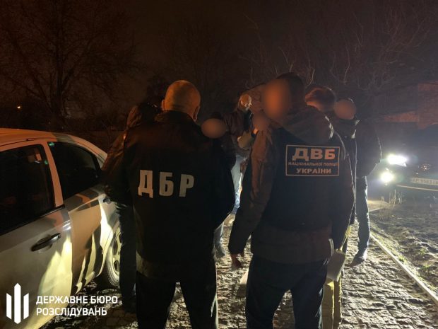 В Харькове задержали майора полиции при получении 5000 долларов США взятки