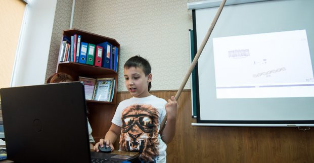 В Харькове девятилетний рекордсмен прочитал лекцию по биологии семиклассникам
