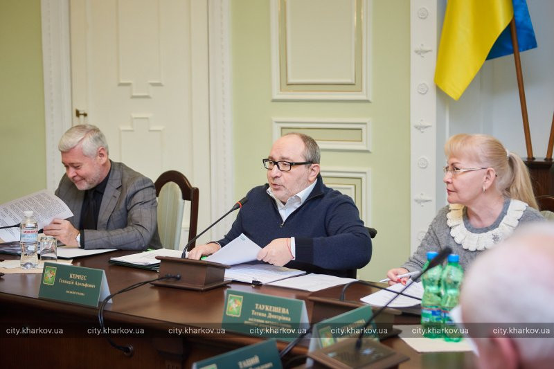 Кернес отказывается выполнять решение суда и возвращать старые тарифы на проезд