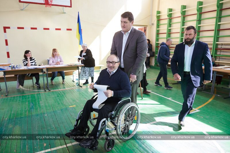 Геннадий Кернес проголосовал на выборах Президента Украины