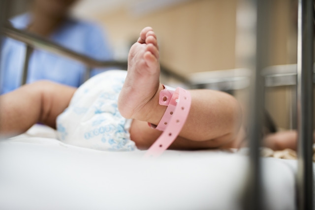 Под Харьковом женщина родила на вокзале