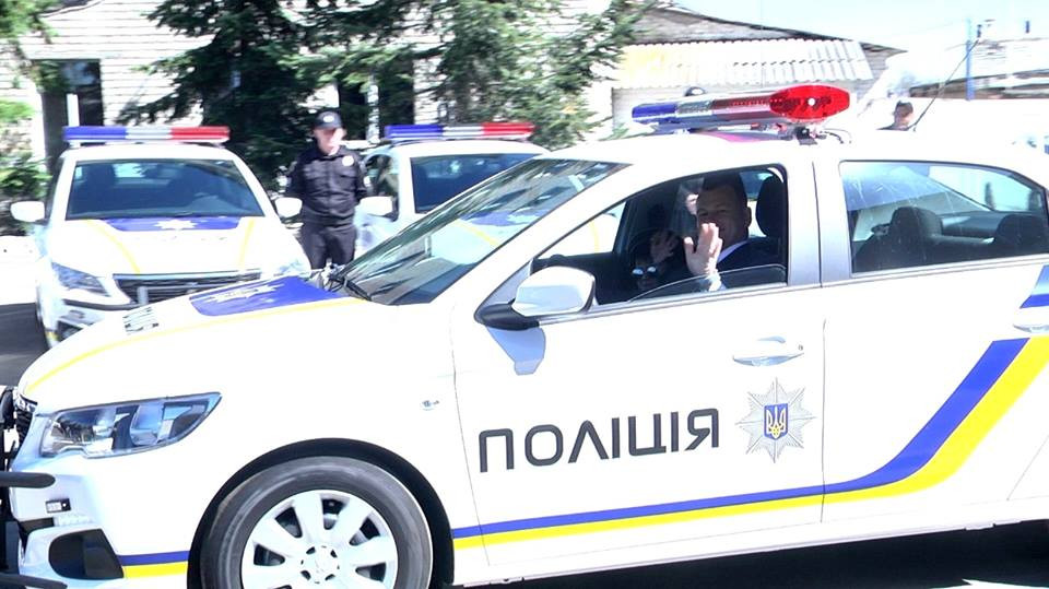 Харьковские полицейские получили новые автомобили